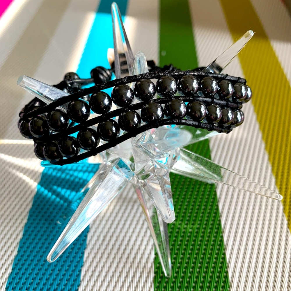 NWOT Genuine Hematite and MOP leather bracelet